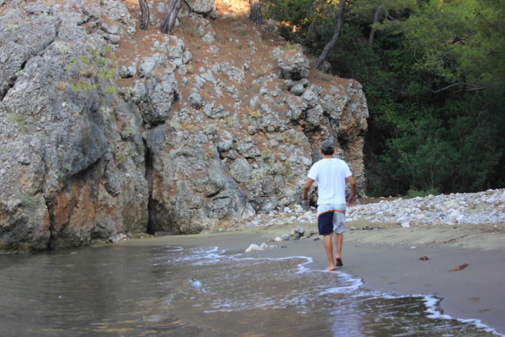 Mithat Motel Adrasan Buitenkant foto
